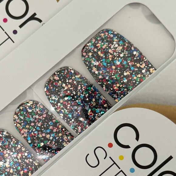 New Color Street “Broadway Glimmer” Multicolor Glitter over Black Nail Strips - Picture 1 of 1
